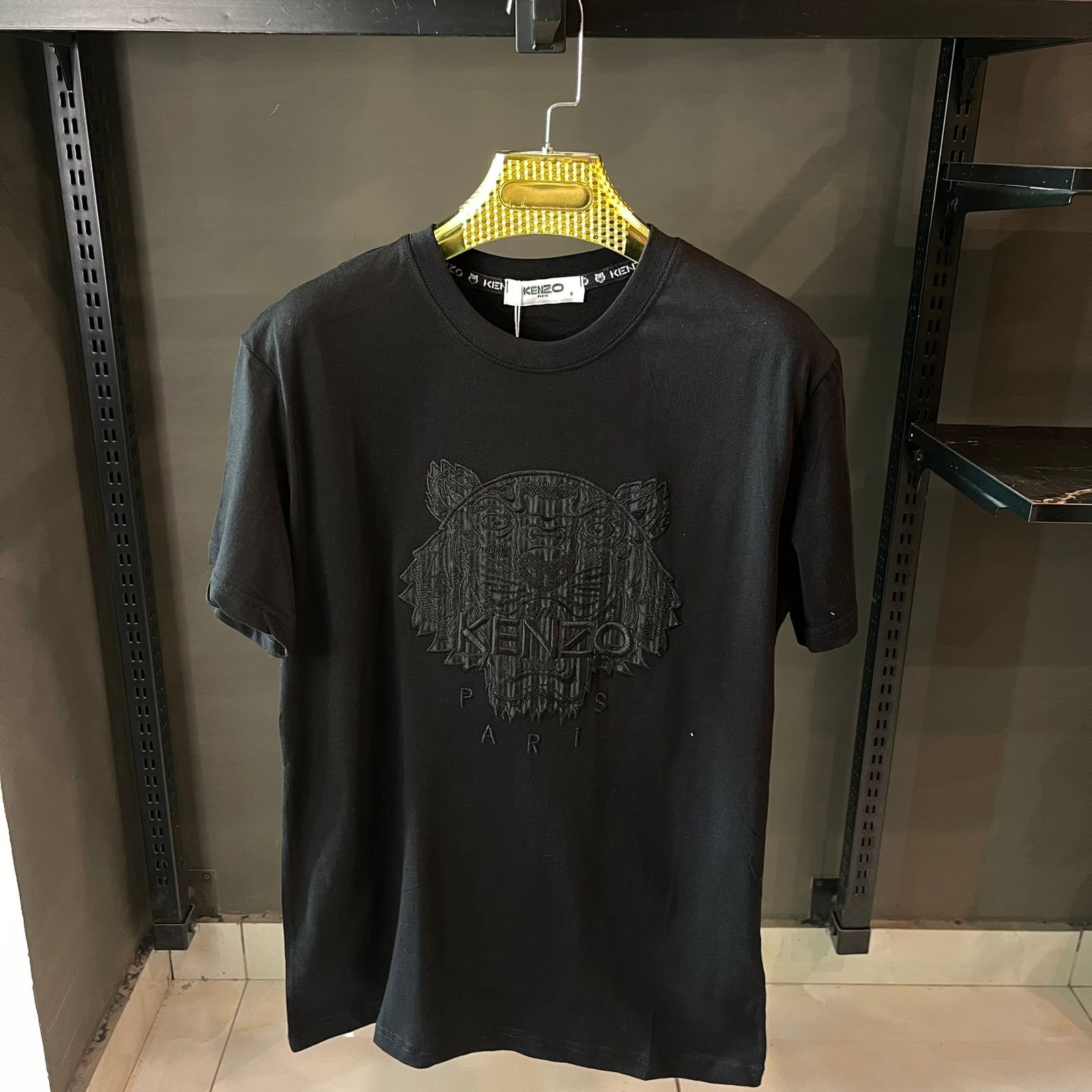 KENZO BLACK TSHIRT BLACK LION EMBROIDERED - The Nucleus Clothing