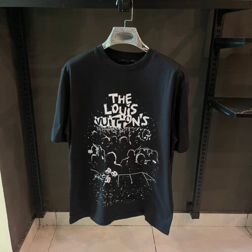 Louis Vuitton black t-shirt
