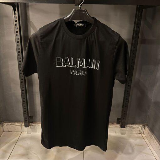 BLM BLACK TSHIRT BLACK AND WHITE PATCHE