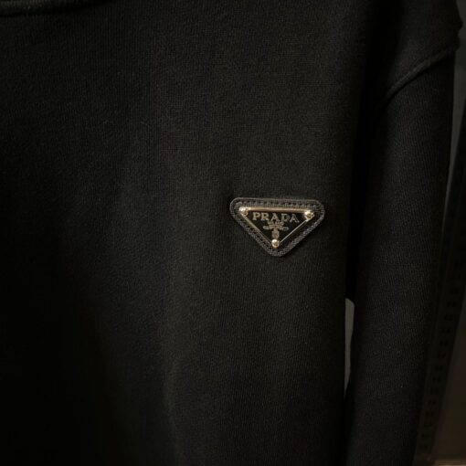 PD BLACK SWEATSHIRT WITH BADGE - Image 3
