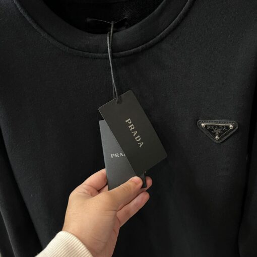 PD BLACK SWEATSHIRT WITH BADGE - Image 2