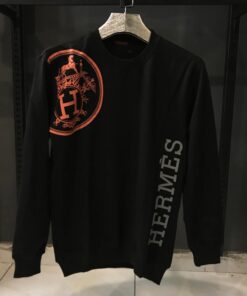 HRM BLACK SWEATSHIRT