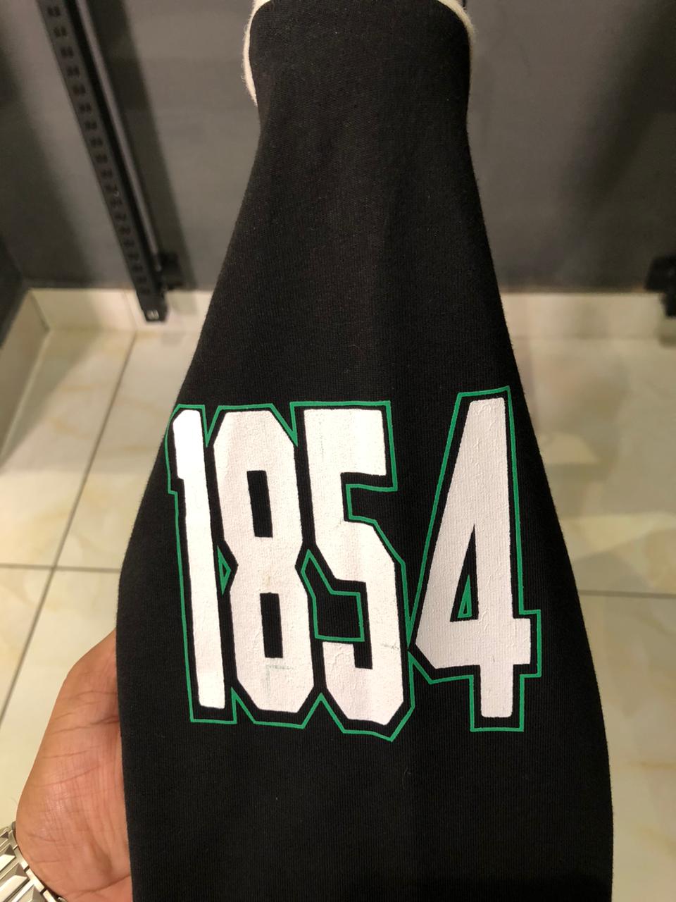 Louis V OffWhite Sweatshirt with Black Sleeves - Image 3