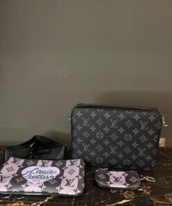 Alternative view of Louis V Trio Messenger Bag Damier Graphite Gray