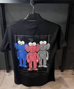 Alternative view of OFFW kaws printing black tshirt