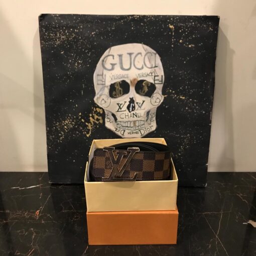 LOUIS V GOLDEN BUCKLE BELT