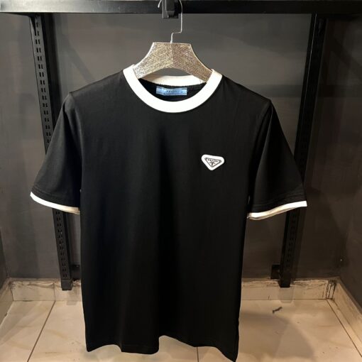 PRADA BLACK TSHIRT WHITE BADGE