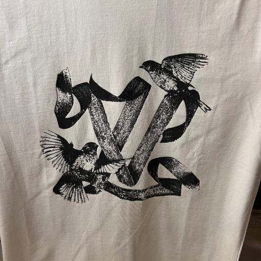 LOUIS V WHITE TSHIRT BLACK BIRD PRINT - Image 2