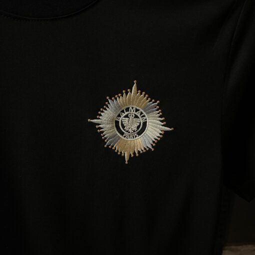 BLM BLACK TSHIRT GOLDEN SILVER PATCHE - Image 2
