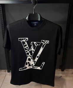 LOUIS V BLACK TSHIRT WHITE PRINT FRONT AND BACK