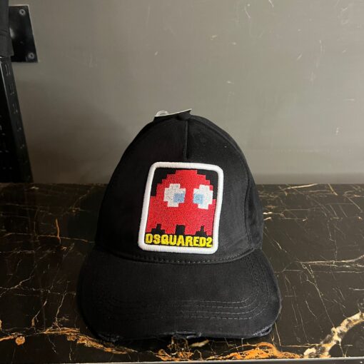 DSQ BLACK CAP RED PATCHE