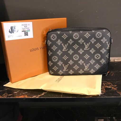 Louis V triple messenger bag - Image 6