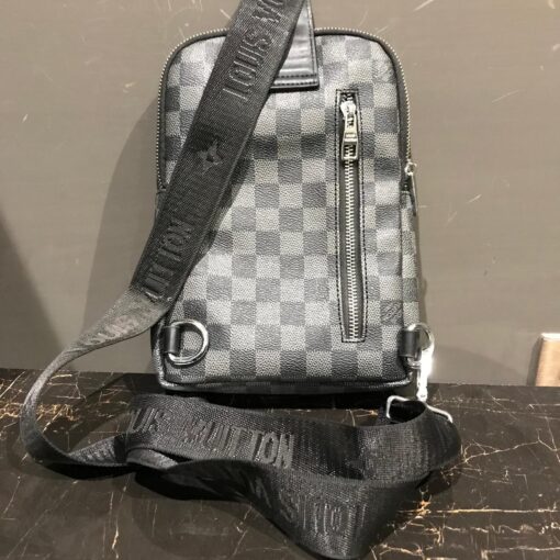 Louis V Graffit crossbody - Image 3