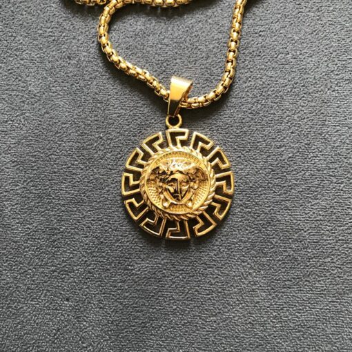 VR Gold  Chain - Image 2