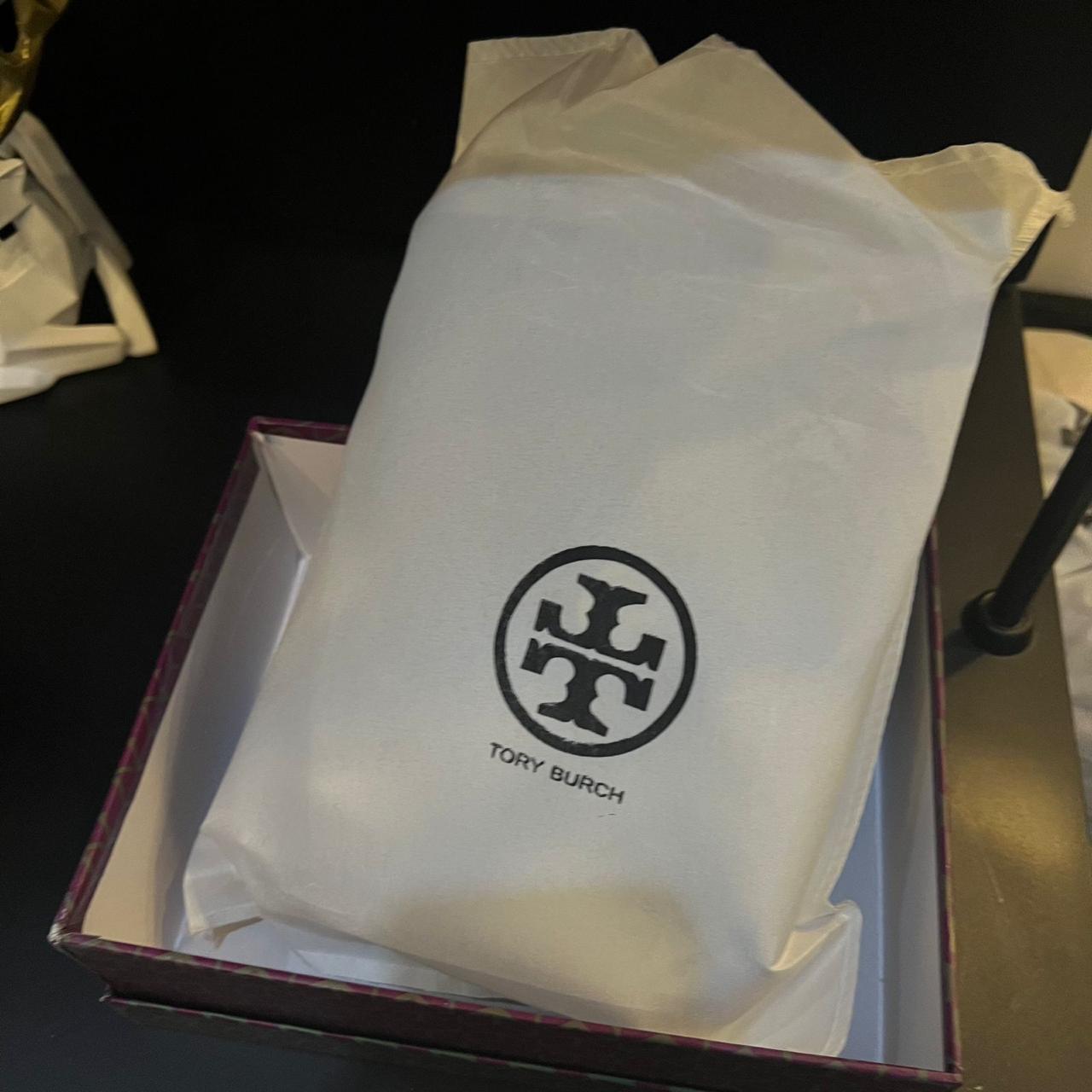 The Nucleus Clothing