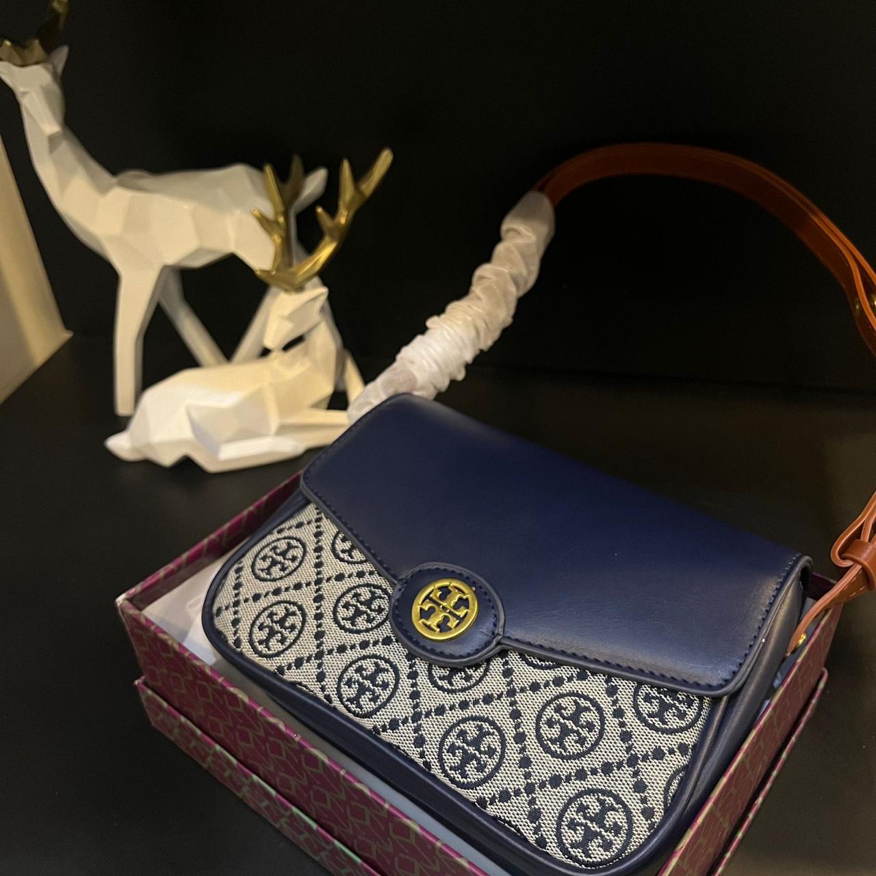 The Nucleus Clothing