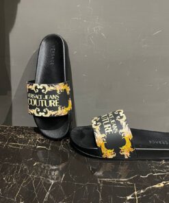 Alternative view of VR HESNS COUTURE design slide
