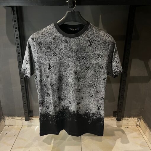 LOUIS V  Monogram Gradient Men Black T-Shirt