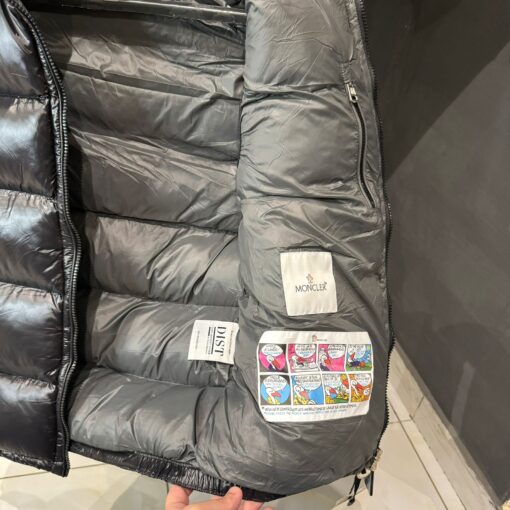MN Maya Puffer sleeveless Jacket - Image 4