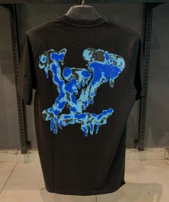 Alternative view of Louis V Drip Logo Graphic T Shirt Black