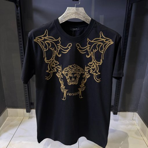 VR Embroidered t shirt