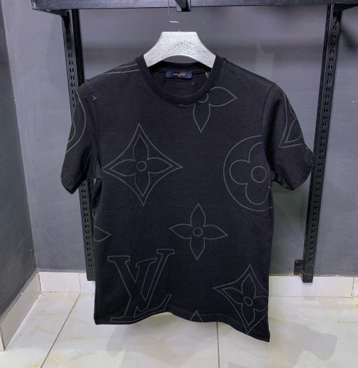 Louis V Monogram  3D PRINT Short Sleeved black t shirt