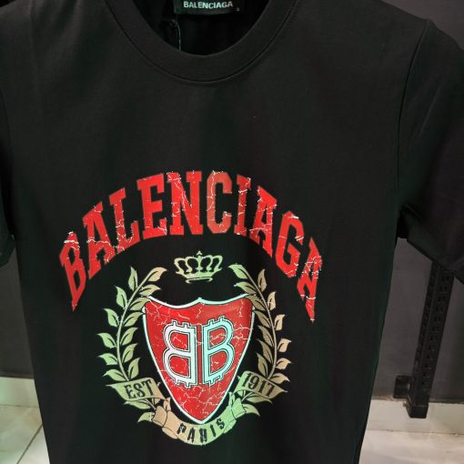 BB College Crest Logo Front Print T Shirt - Image 2