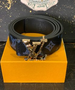 Alternative view of Louis V Belt with Gold Textured Buckle