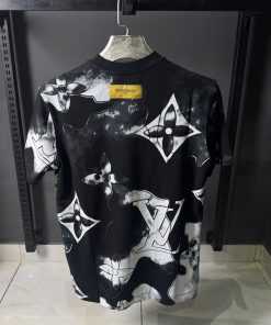Alternative view of Louis V Black Watercolor T Shirt