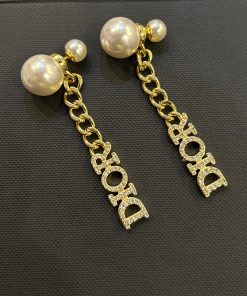 DR Pearl Earrings