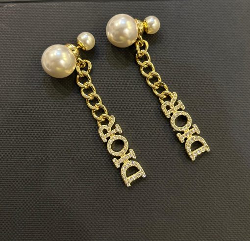 DR Pearl Earrings
