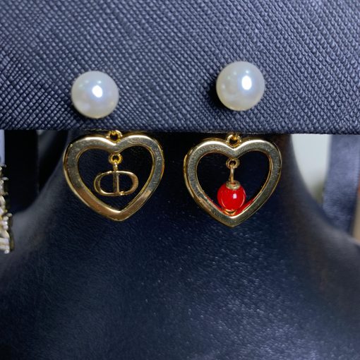 DR Pearl Earrings