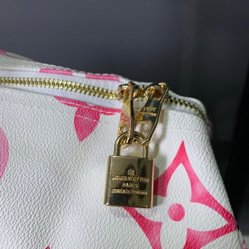 Louis V Pink Monogram Travel Bag - Image 4