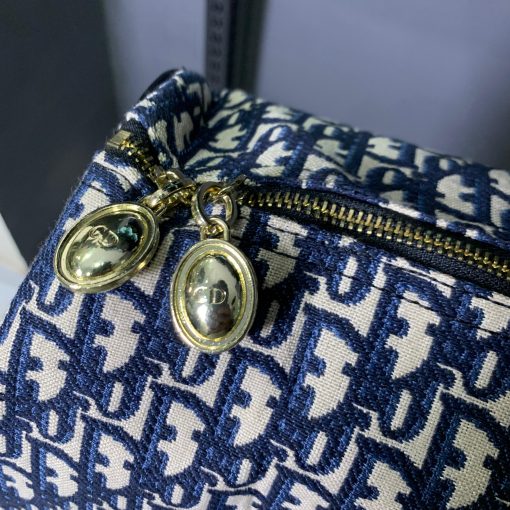 DR Self Print Travel Bag - Image 4