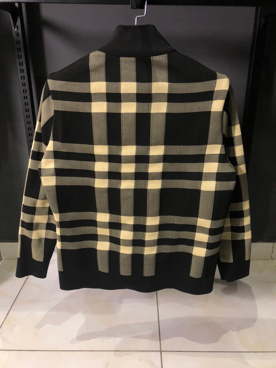 BR Style Check Sleeve Quilted Puffer Jacket - Image 3