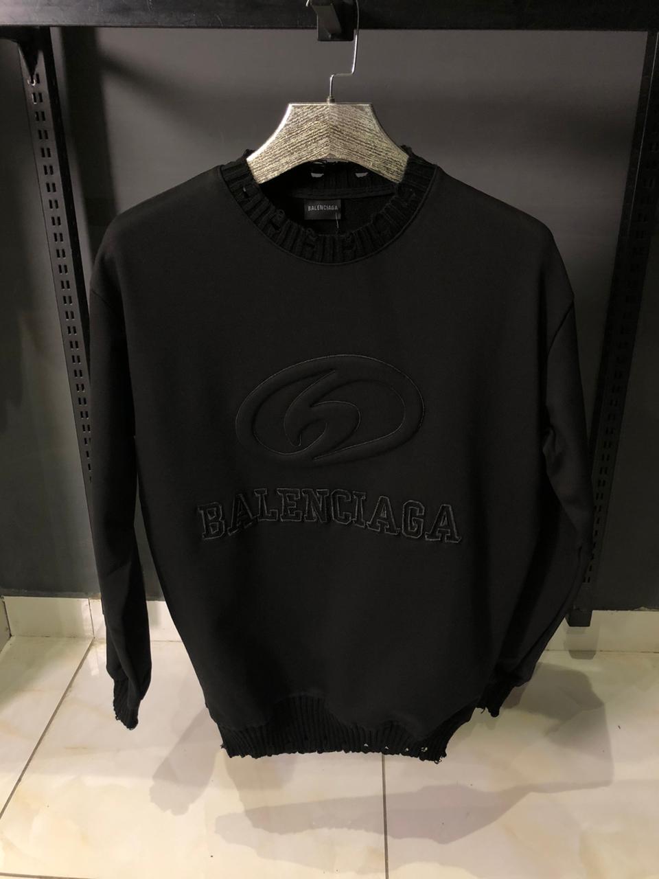 BB Black Embossed Logo Sweatshirt