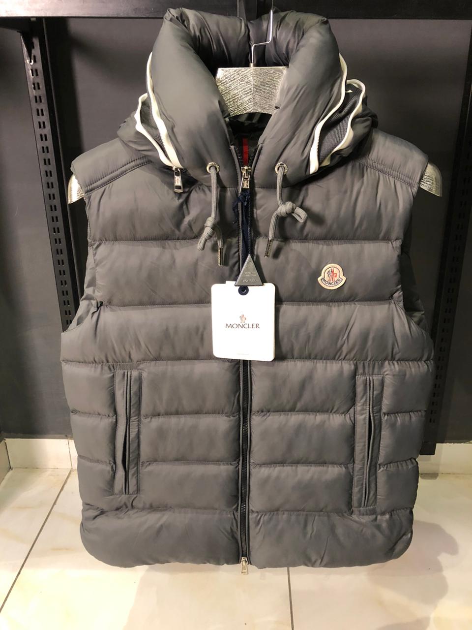 MN Cardamine Puffer Sleeveless Jacket Grey - Image 3