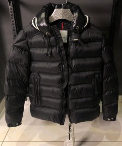 Alternative view of MN Cardere Puffer Short Down Jacket