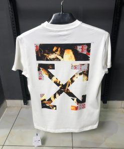 Alternative view of OFFW Caravaggio Crown Arrows T Shirt