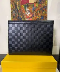 Louis V Pochette Voyage