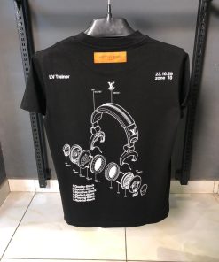 Alternative view of Louis Vuitton Horizon Headphone Graphic T-Shirt